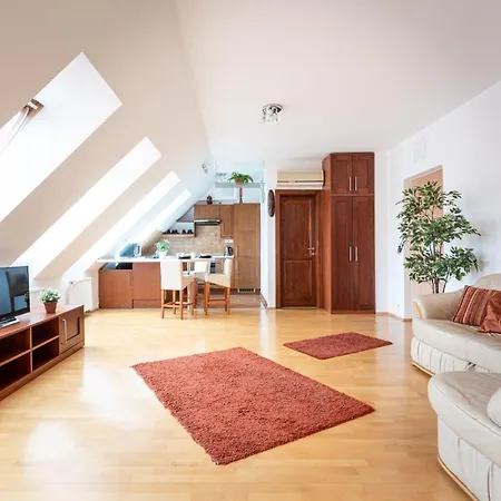 Beautiful With Ac Apartment *